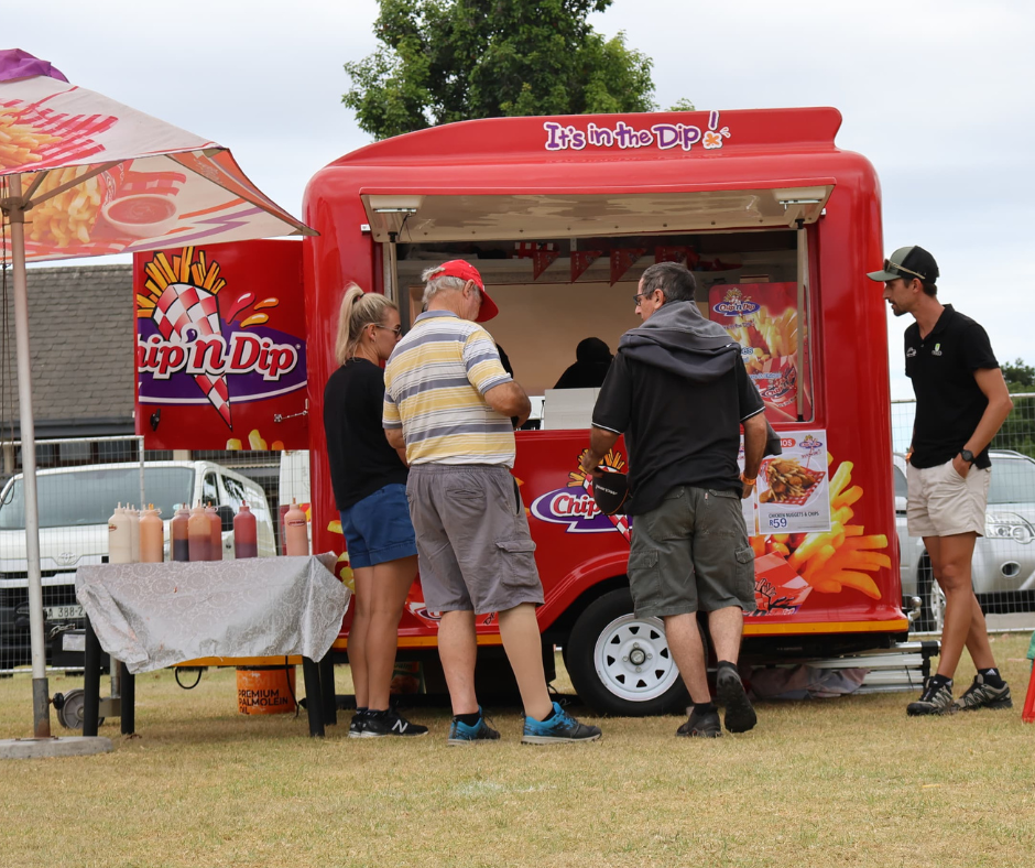 ChipnDipDieselfdesizefoodtruck